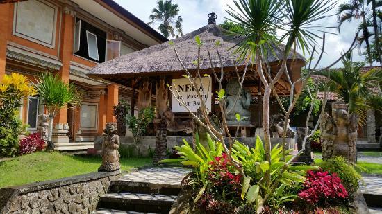 Neka Art Museum Shop